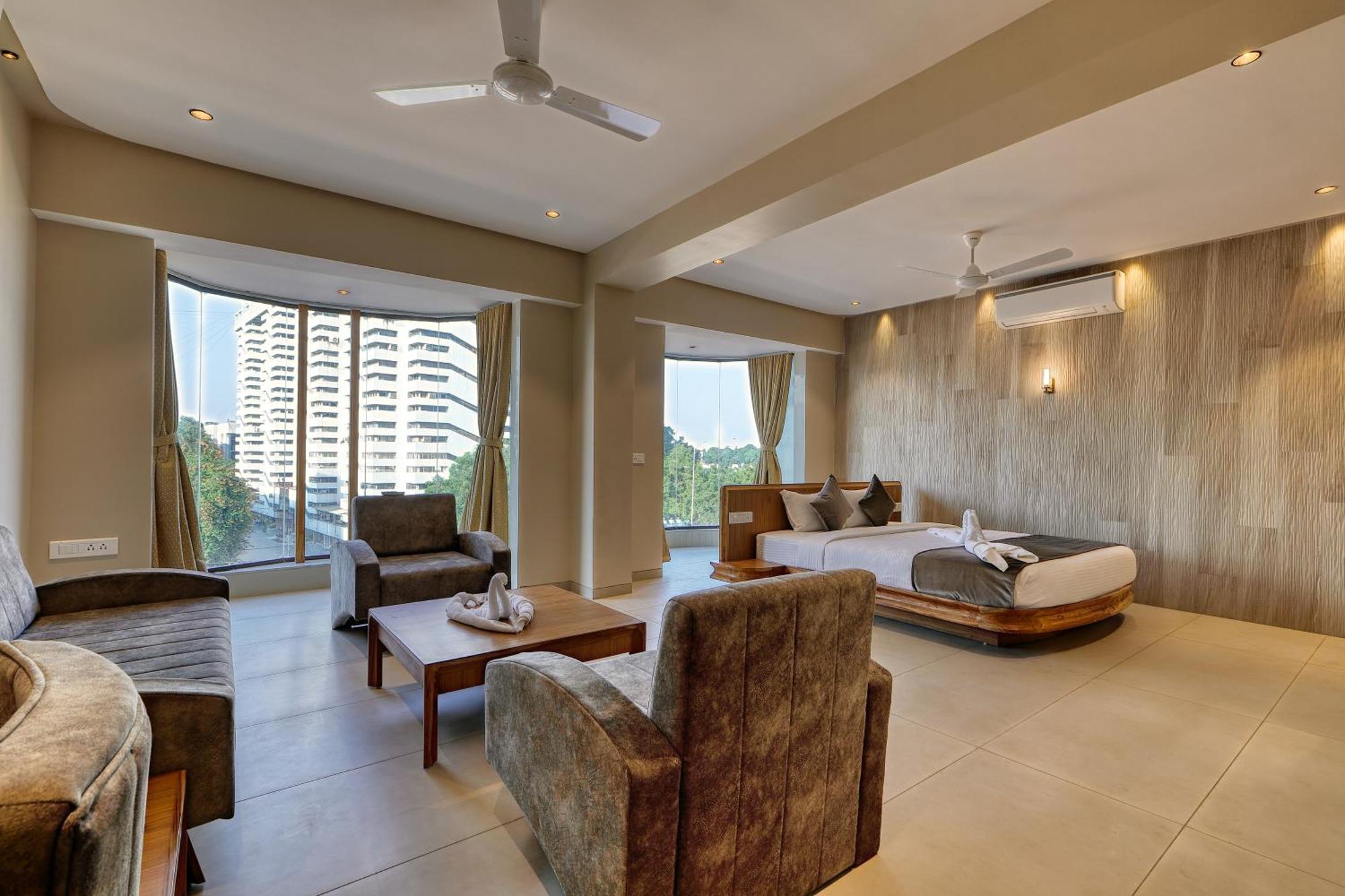 Artilla Inn Ahmedabad Extérieur photo