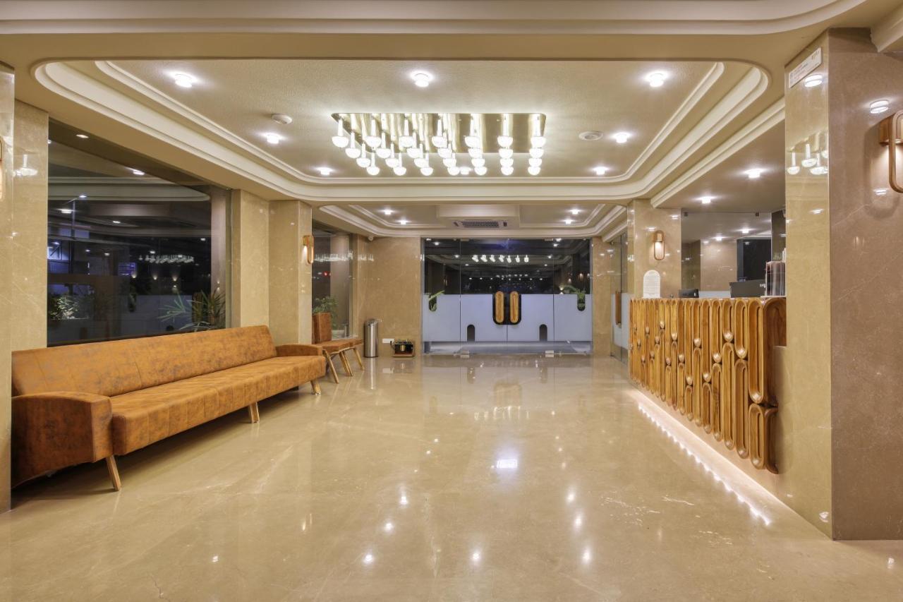 Artilla Inn Ahmedabad Extérieur photo