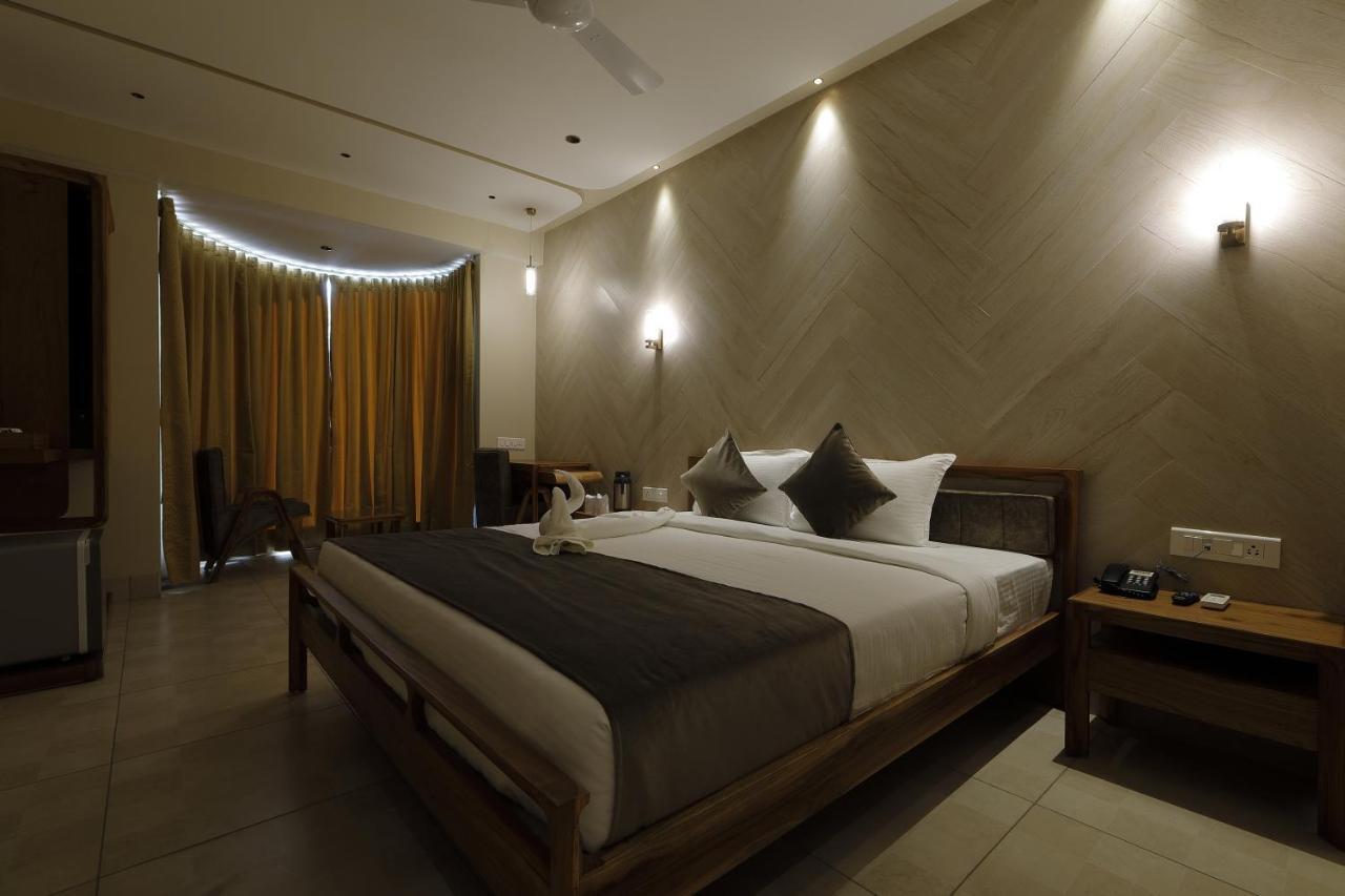 Artilla Inn Ahmedabad Extérieur photo
